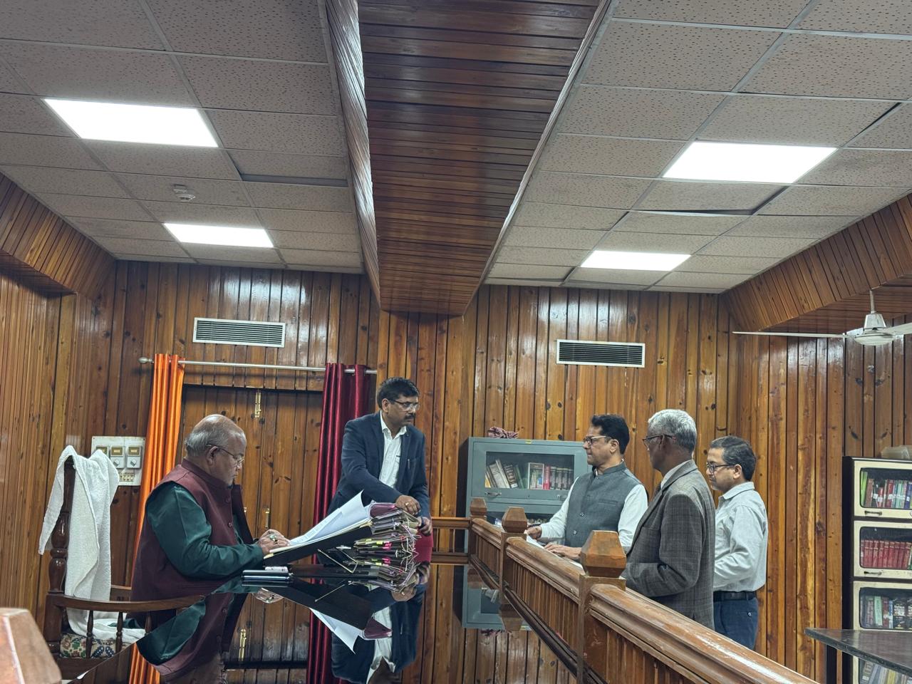 उत्तर प्रदेश पिछड़ा वर्ग राज्य आयोग में 35 मामलों की हुई जनसुनवाई